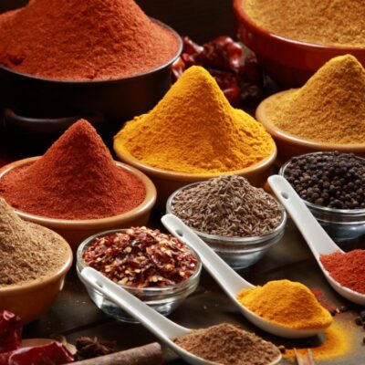 "مشرق لتنمية الأعمال" تطلق مجموعة جديدة من توابل السلطات وخلطاتها