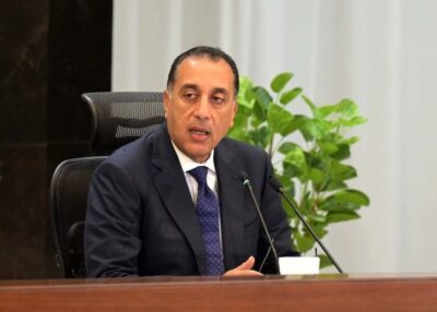 "يحيى الملواني": يجب وضع تمكين القطاع الخاص وزيادة الاستثمار علي رأس أولويات المؤتمر الاقتصادي الحكومة أكتوبر المقبل 2 المؤتمر الاقتصادي