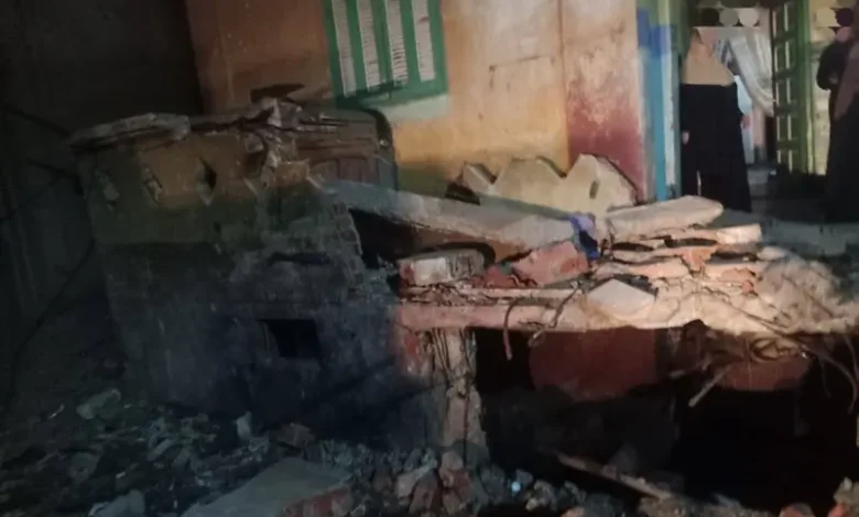 تفاصيل مثيرة وإجراءات عاجلة بعد محاولة هدم أخ لمنزل شقيقه في الدقهلية