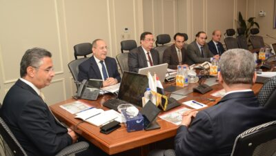 وزير التموين يجتمع مع قيادات شركات مضارب الأرز