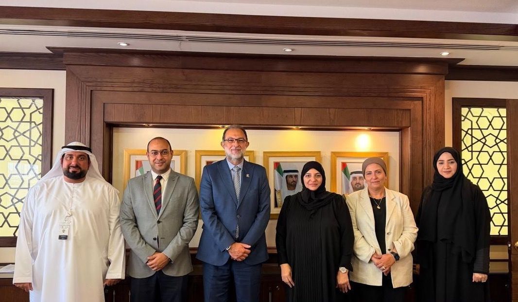 على هامش معرض جلفود.. رئيس هيئة سلامة الغذاء يلتقي قيادات بلدية دبي لتبادل الخبرات 