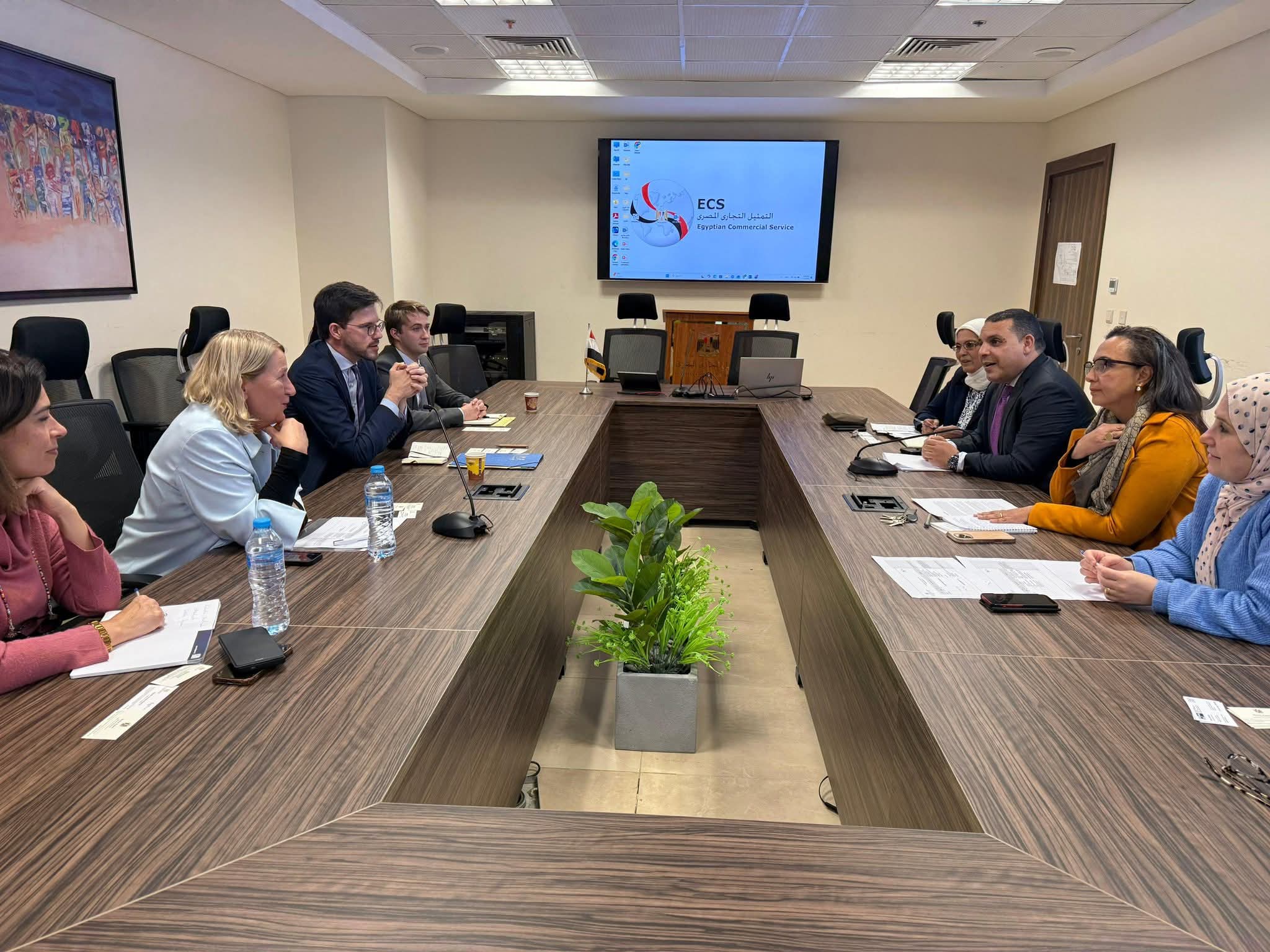 "التمثيل التجاري" يبحث ترتيبات انعقاد الدورة السابعة للجنة الاقتصادية المشتركة المصرية-الألمانية 