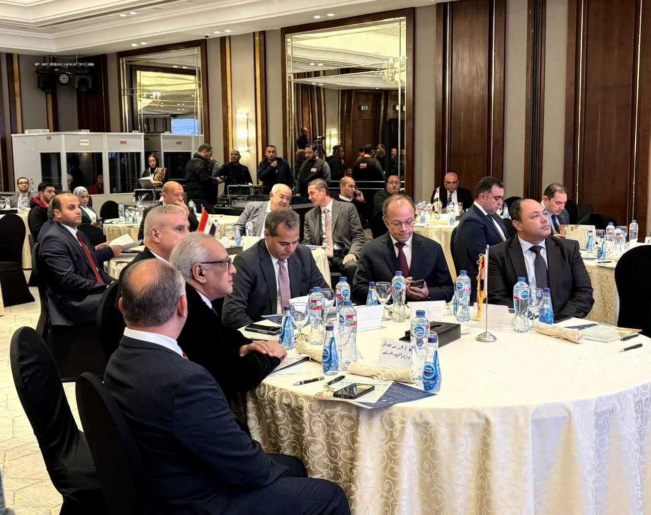 رئيس هيئة تنمية الصعيد يشارك في ورشة عمل التحقق من مخرجات تقييم الأثر التشريعي لقانون الزراعة