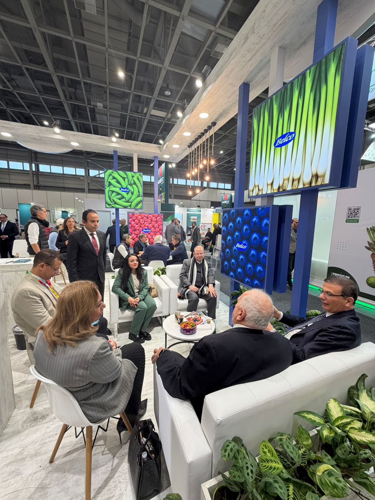 التمثيل التجاري يشارك في تنظيم المشاركة المصرية في معرض Fruit Logistica 2026