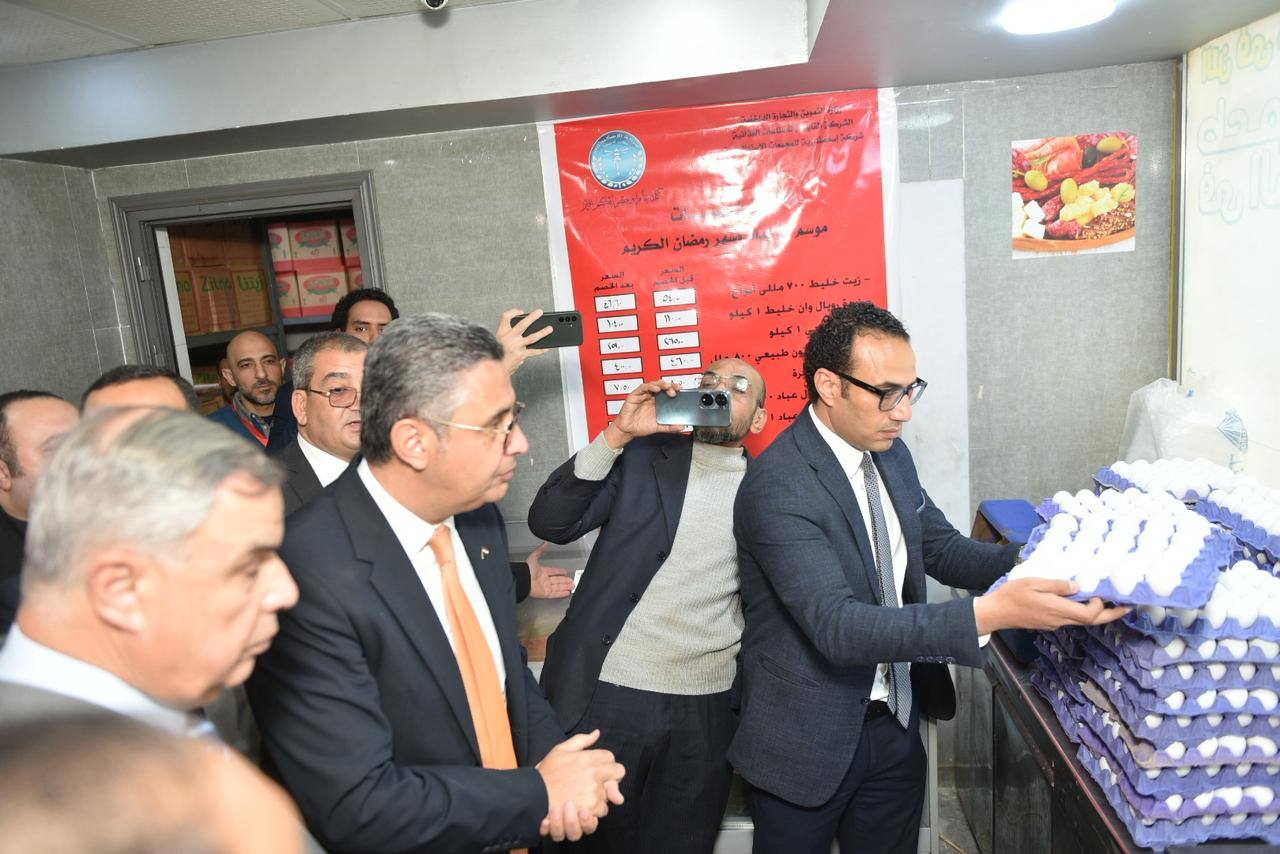 وزير التموين ومحافظ الإسكندرية يفتتحان عددًا من المشروعات لتعزيز منظومة الأمن الغذائي