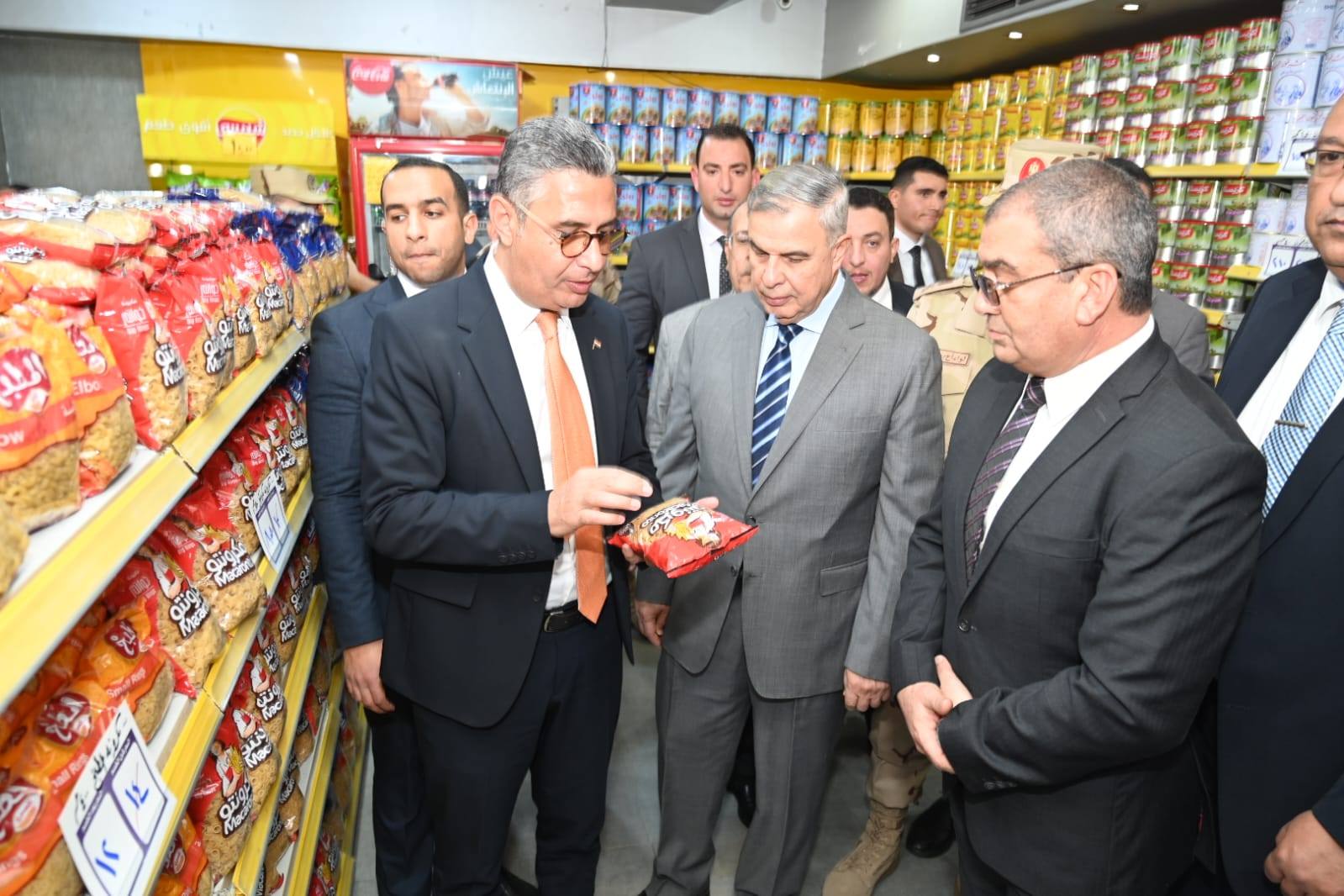 وزير التموين ومحافظ الإسكندرية يفتتحان عددًا من المشروعات لتعزيز منظومة الأمن الغذائي