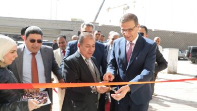 وزير الزراعة يفتتح جناح منتجات الوزارة بمناسبة شهر رمضان بجملة ماركت بالمريوطية