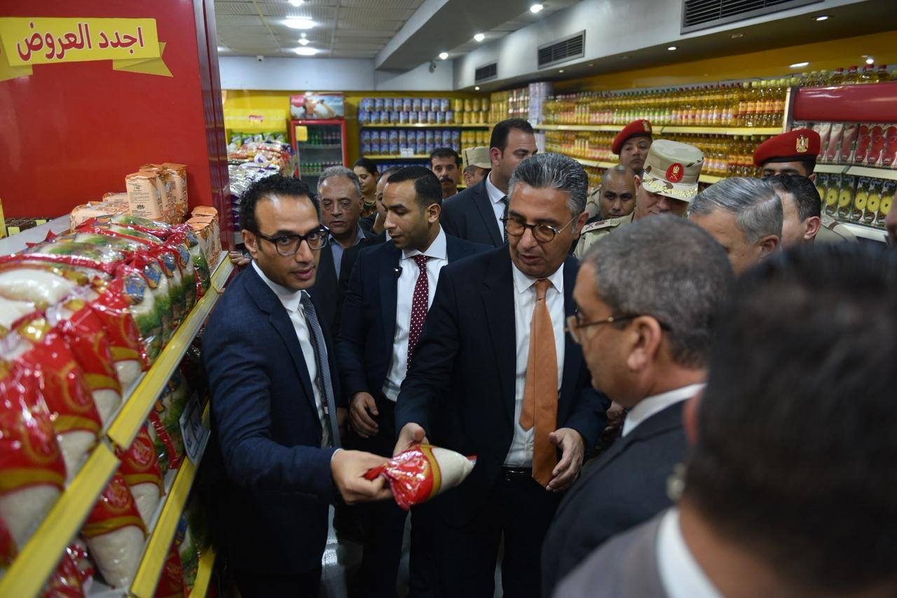 وزير التموين ومحافظ الإسكندرية يفتتحان عددًا من المشروعات لتعزيز منظومة الأمن الغذائي