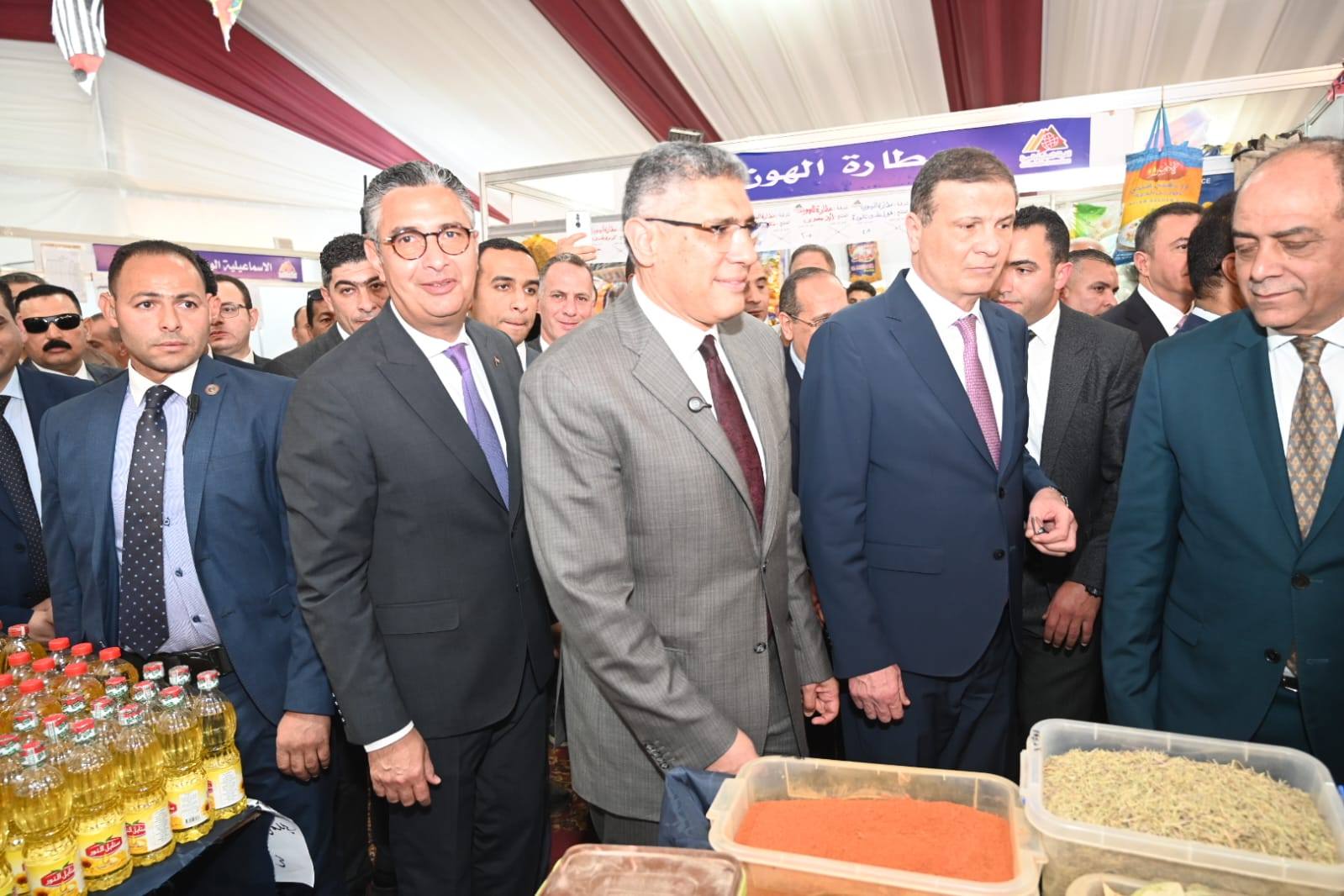 وزيرا التموين والزراعة يفتتحان معرض «أهلاً رمضان» الرئيسي بالجيزة