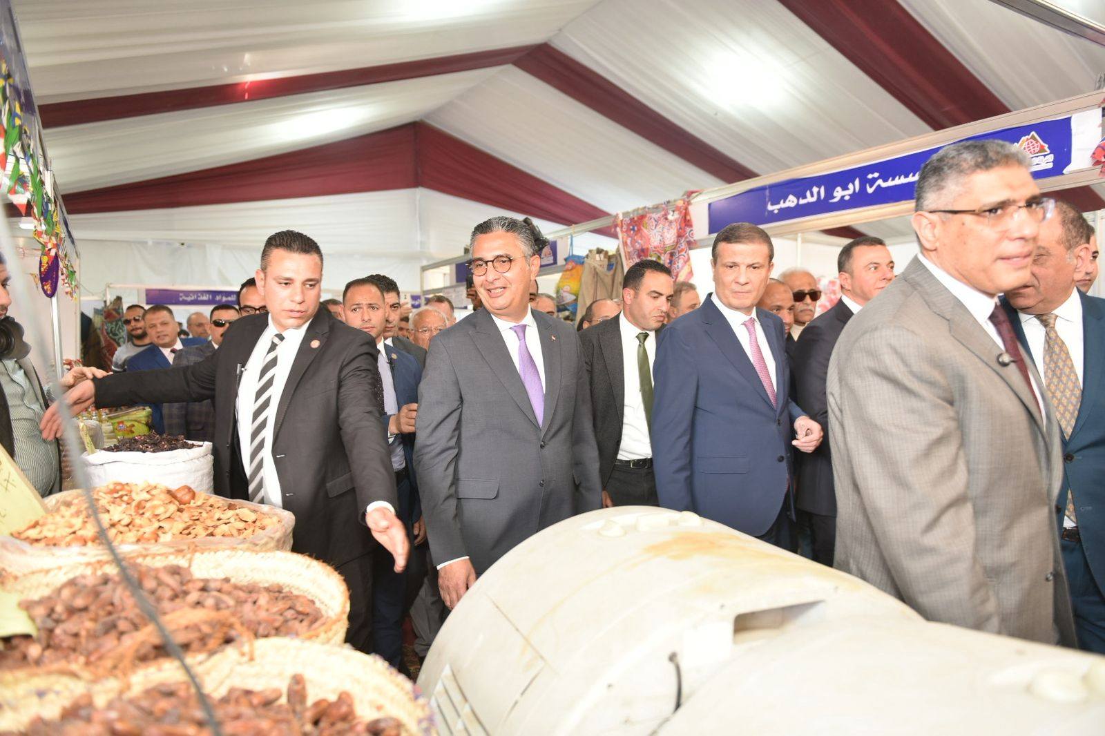 وزيرا التموين والزراعة يفتتحان معرض «أهلاً رمضان» الرئيسي بالجيزة