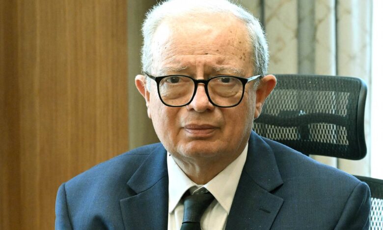 حسين عيسى نائب رئيس مجلس الوزراء للشئون الاقتصادية