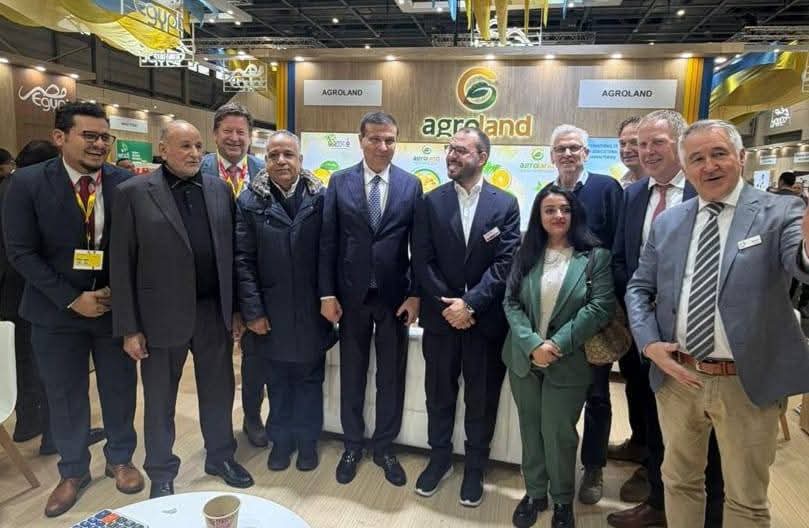 وزير الزراعة يبحث في "برلين" تعزيز التعاون مع كبرى الشركات الهولندية لرفع قدرات التصدير والإنتاج الزراعي