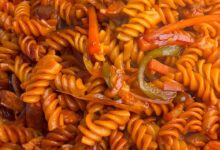 مكرونة بالصوص الحار خطوة بخطوة