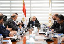 مصر تبحث جذب استثمارات صينية جديدة في التكنولوجيا والتصنيع الذكي