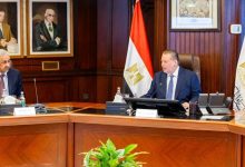 بنك التنمية الإفريقي لبحث فرص التعاون الاقتصادي