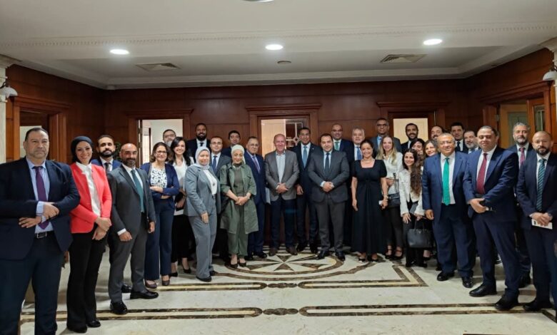 اتحاد بنوك مصر والمجلس التصديري يبحثان آليات جديدة لدعم صادرات الصناعات الغذائية 1 FB IMG 1781613793096