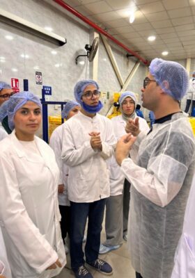 غرفة الصناعات الغذائية تتيح تدريبًا عمليًا لطلاب "MSA" لتأهيل كوادر المستقبل 3 غرفة الصناعات الغذائية تتيح تدريبًا عمليًا لطلاب "MSA" لتأهيل كوادر المستقبل
