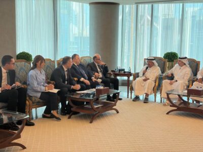 تفاصيل مباحثات وزير الاستثمار مع رابطة رجال الأعمال القطريين في الدوحة 2 تفاصيل مباحثات وزير الاستثمار مع رابطة رجال الأعمال القطريين في الدوحة